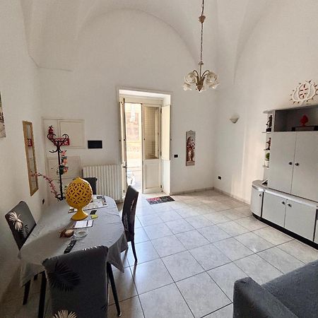 Origini - Apartment With Private Garden เลชเช ภายนอก รูปภาพ